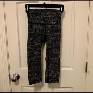 Lululemon capri leggings